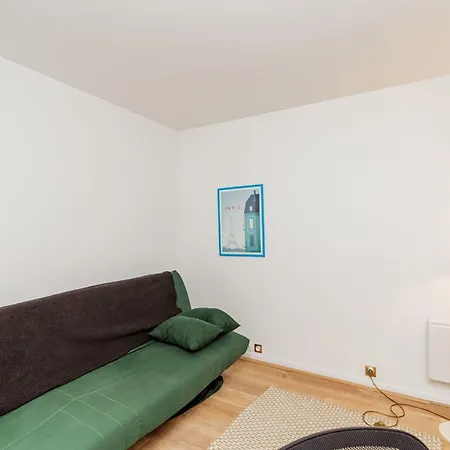 Apartment Near Buttes Chaumont