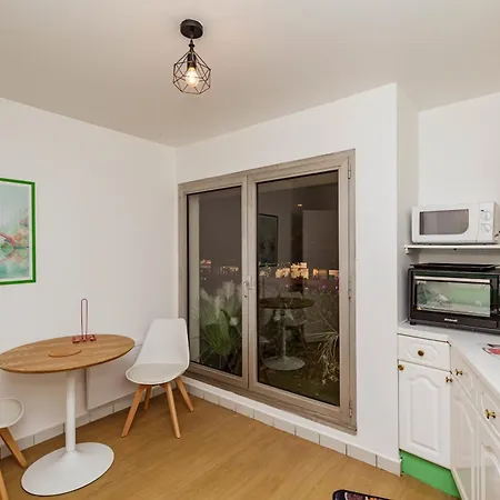 Apartmán Near Buttes Chaumont *